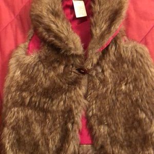 Arizona size 4 Girls Faux Fur Vest